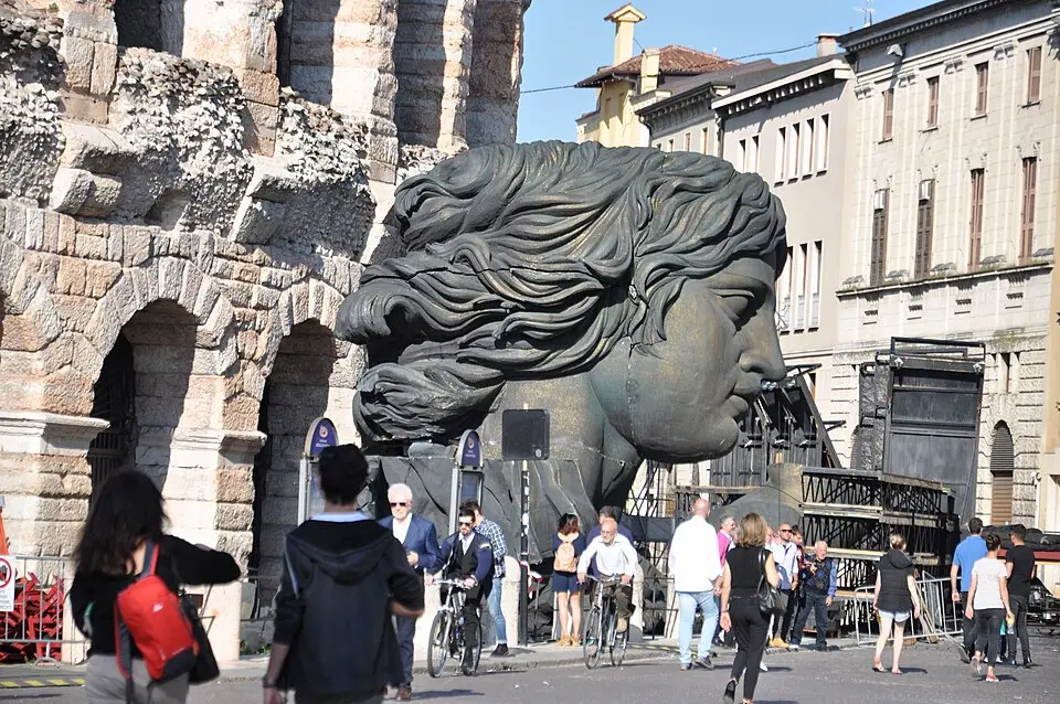Scenery outside Verona Arena.