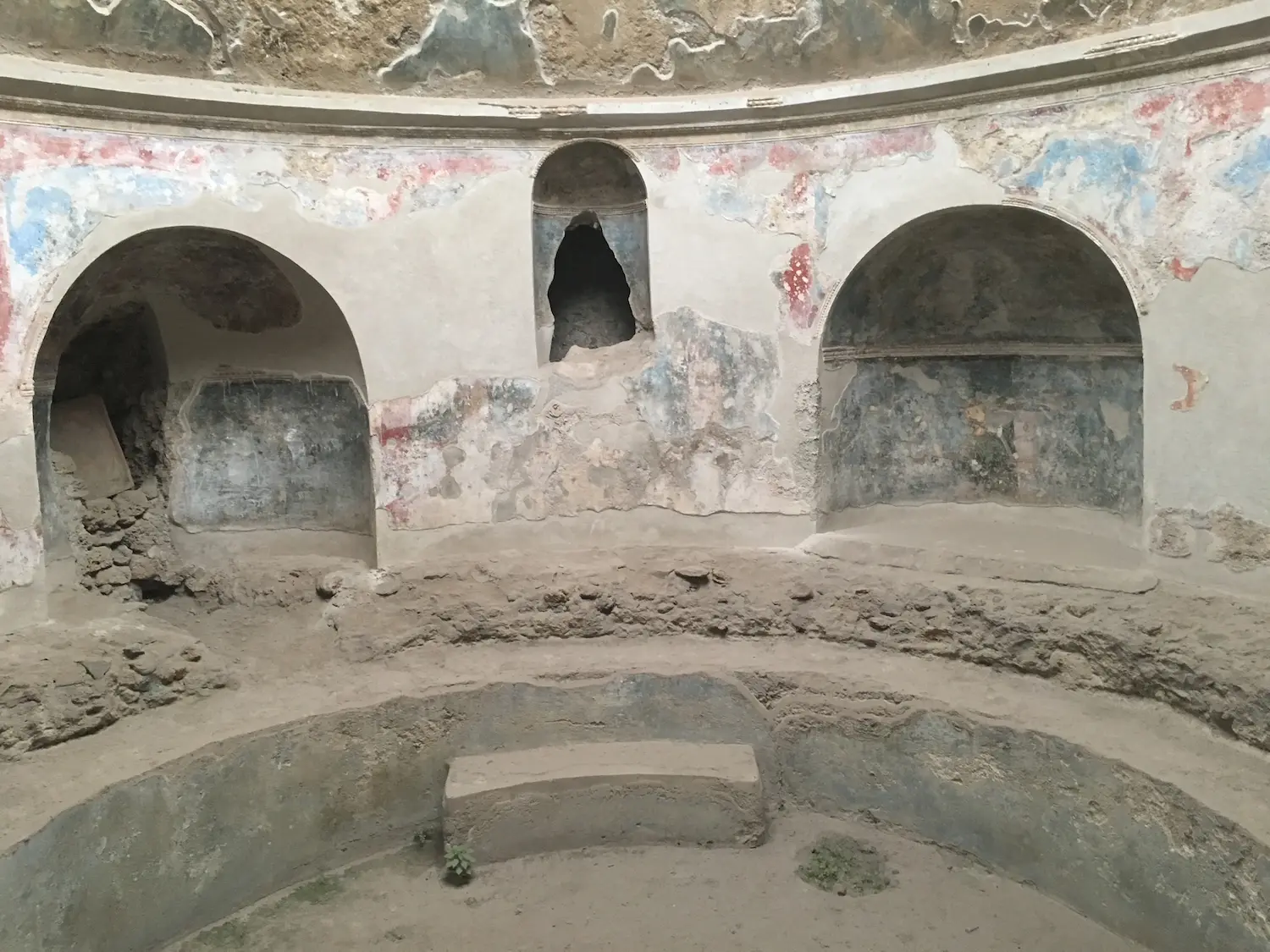 Frigidarium, Stabian Baths, Pompeii