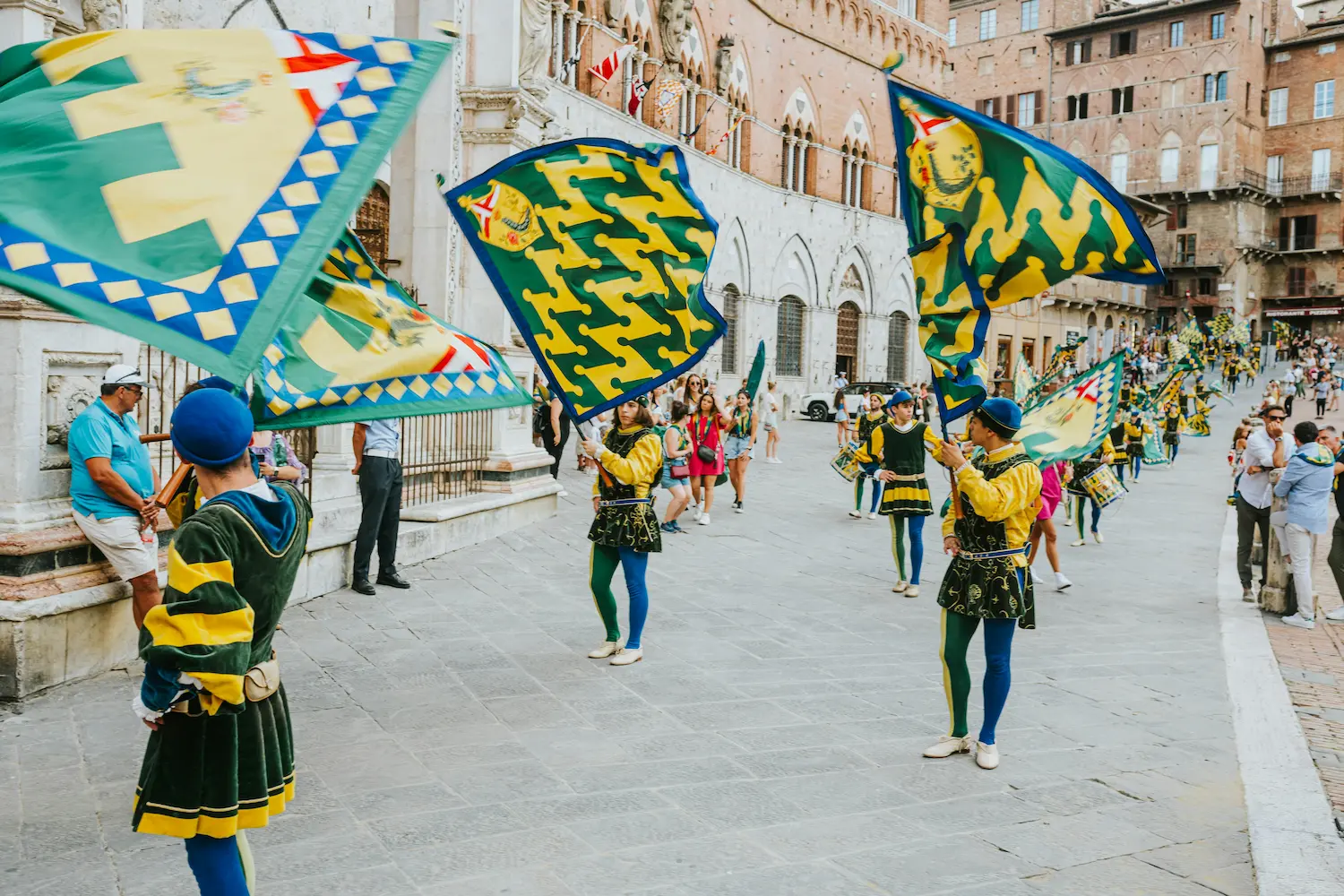 Siena by Bus and Train: A Complete Guide to One of Italy's Greatest Medieval Cities