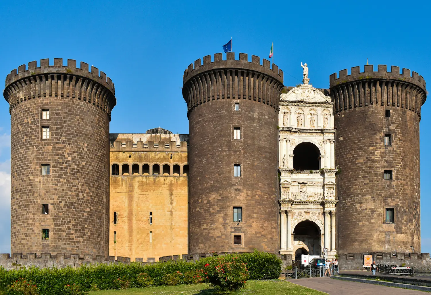Castel Nuovo (Maschio Angioino), Naples