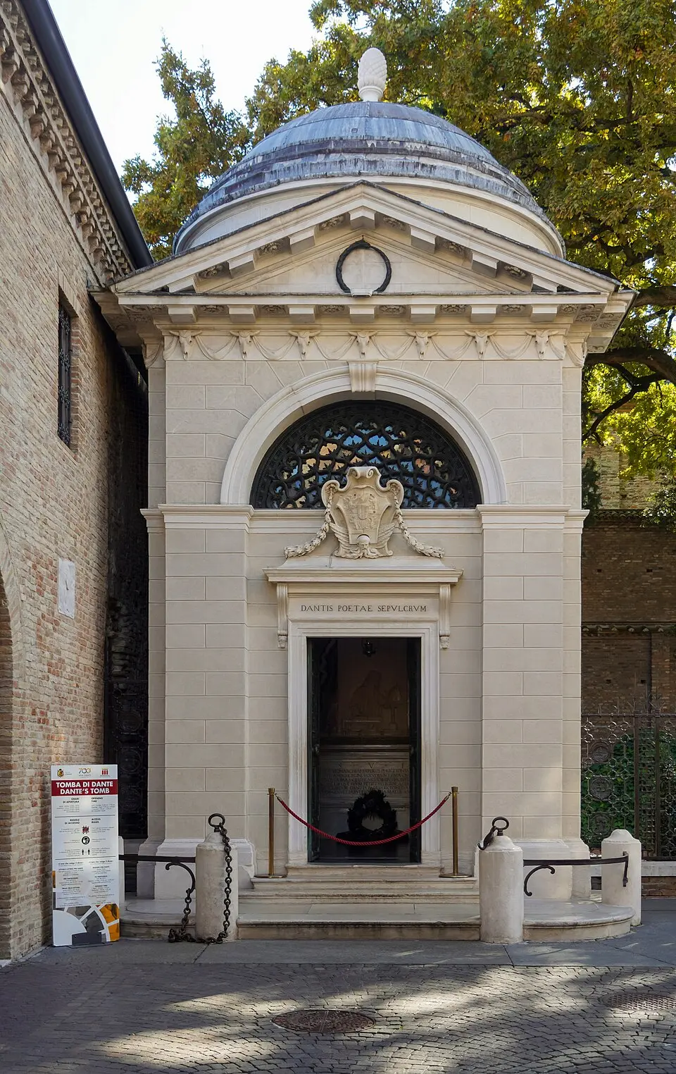 Dante's Tomb, Ravenna